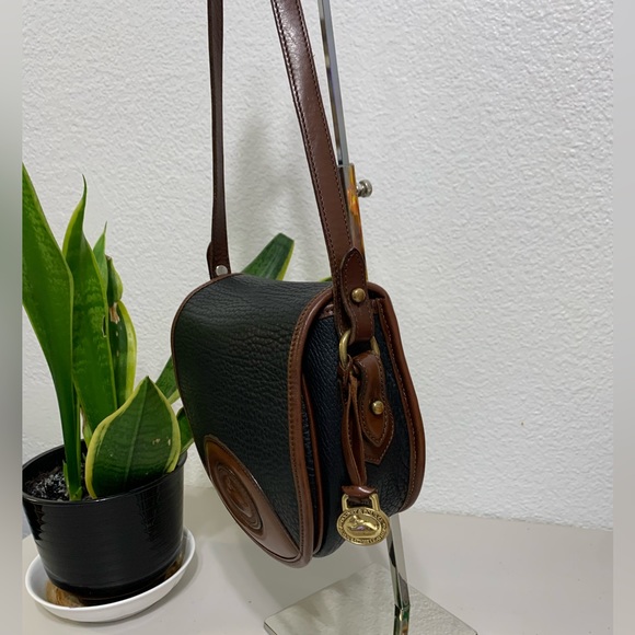 💕👜Vintage Dooney & Bourke Crossbody - Picture 3 of 12
